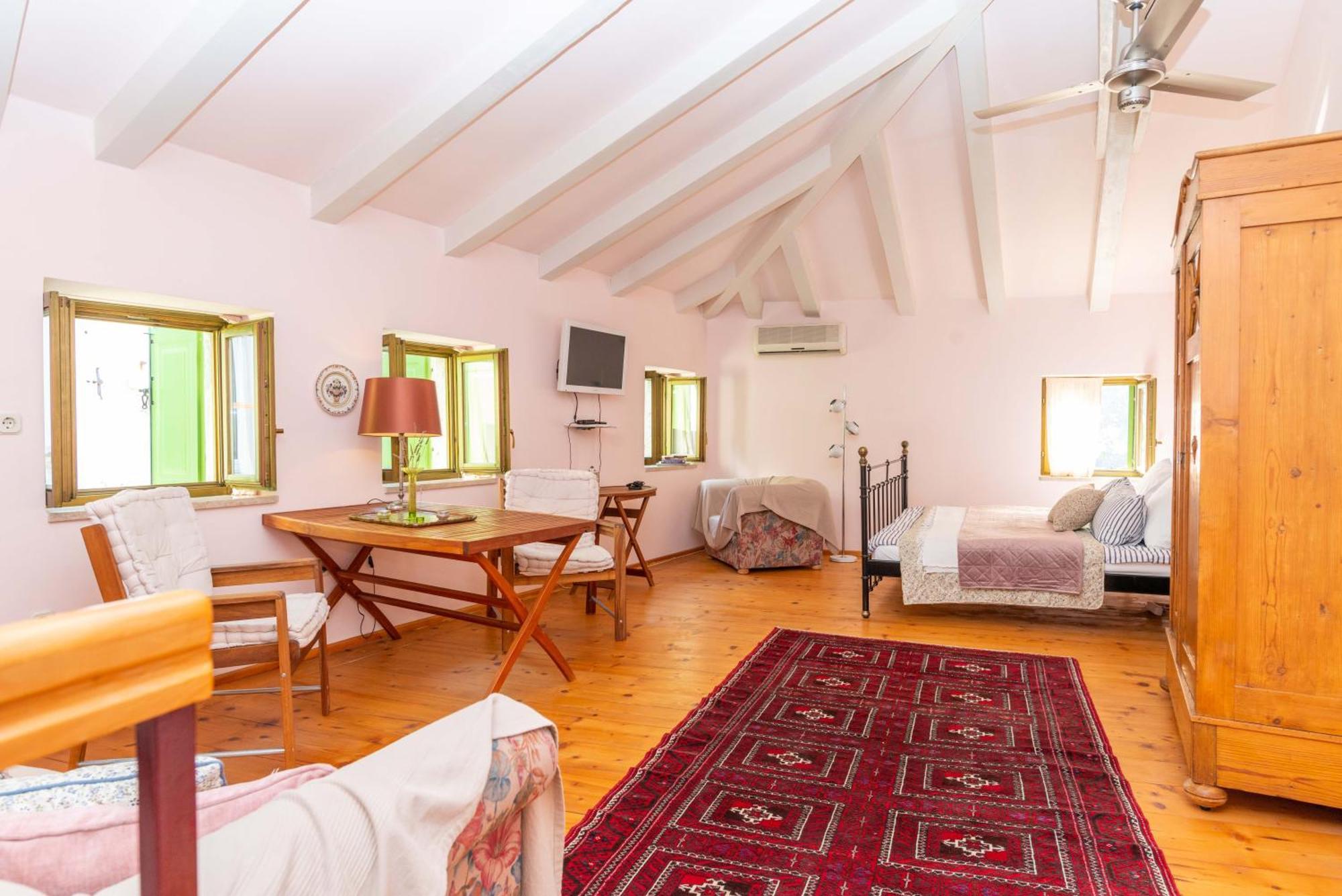 Dei Fiori Apartments โรวีน ภายนอก รูปภาพ